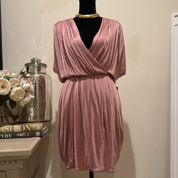 New w/tags BLACk HALO mini dress for Spring!🌸 - Picture 6 of 11